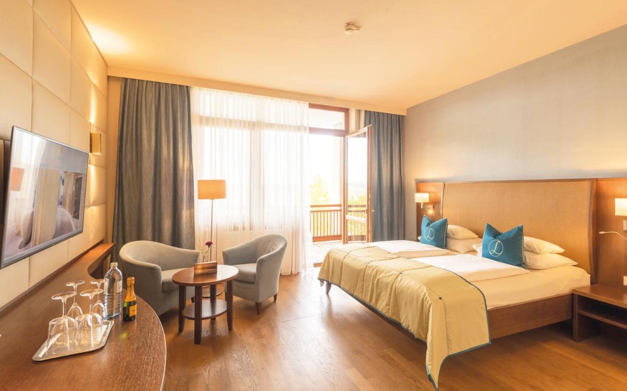 Hotel & Spa Larimar Stegersbach Bagian luar foto