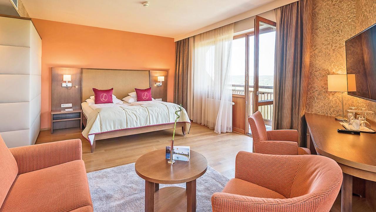 Hotel & Spa Larimar Stegersbach Bagian luar foto